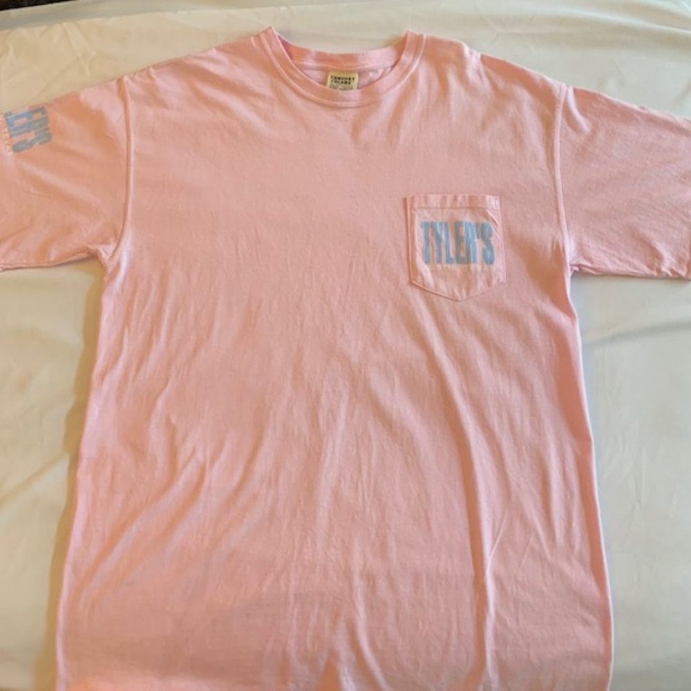 TYLER's AUSTIN PINK COTTON T-Shirt - Size Large